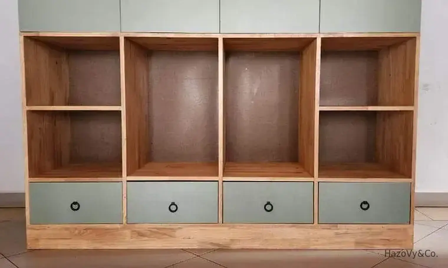 Dressing en bois mélaminé, sur mesure — HazoVy&Co Antananarivo