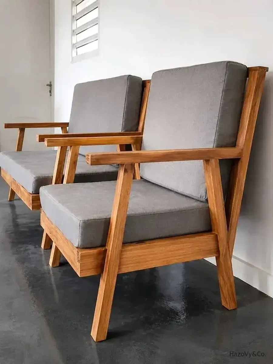 Canapé en bois massif, sur mesure — HazoVy&Co Antananarivo